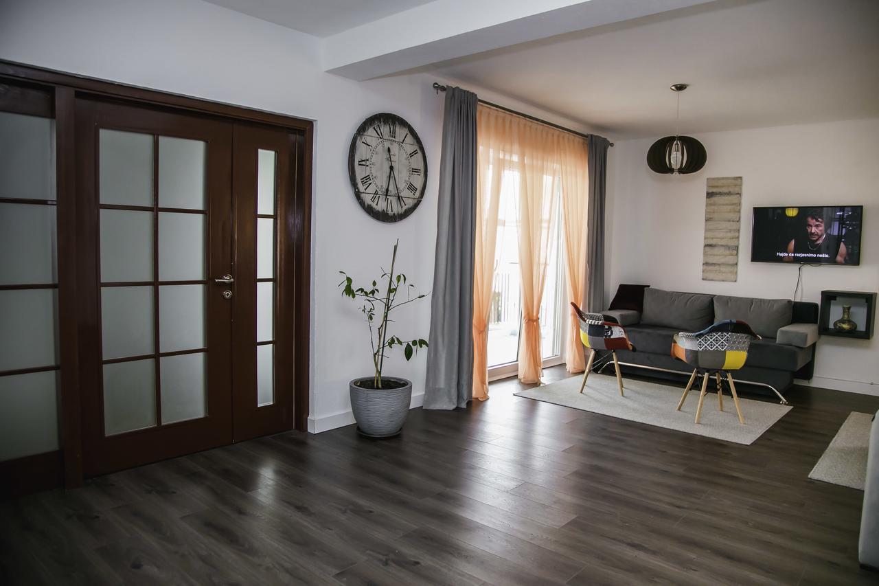 Lgp Exclusive Apartment Bihać Екстериор снимка