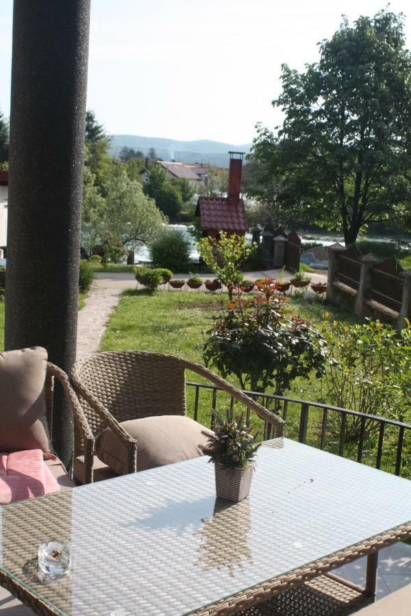 Lgp Exclusive Apartment Bihać Екстериор снимка